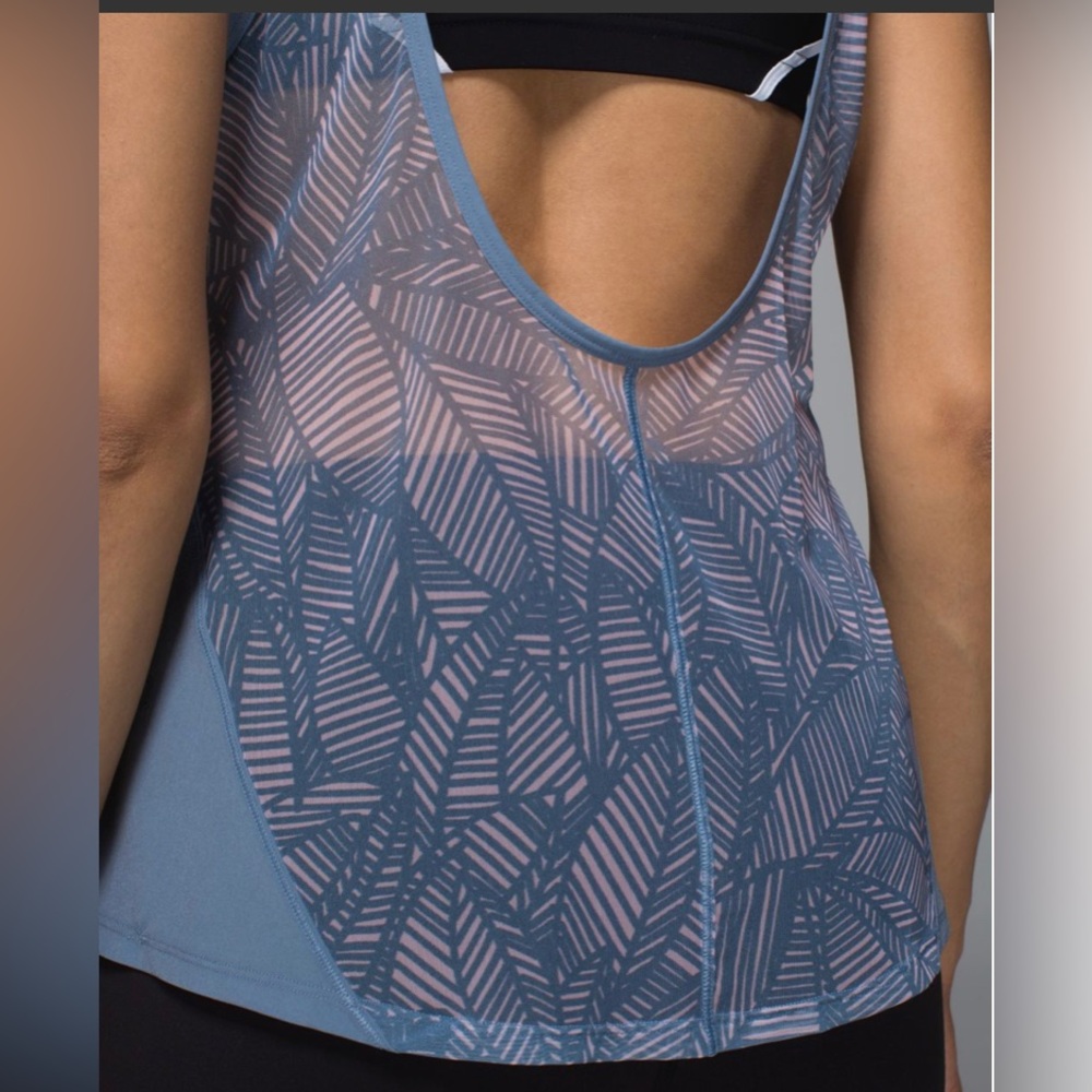 Lululemon Athletica Cool To Street Tank Blue Denim Size 8 - Picture 4 of 10